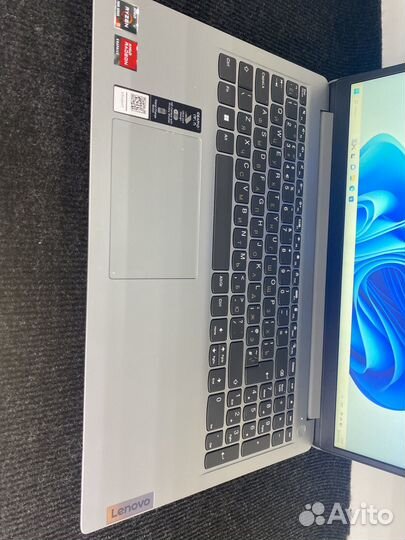 Lenovo ideapad 1 15AMN7