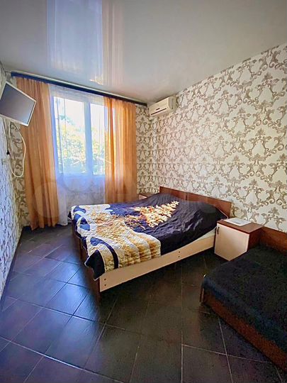 Комната 12 м² в 5-к., 2/3 эт.