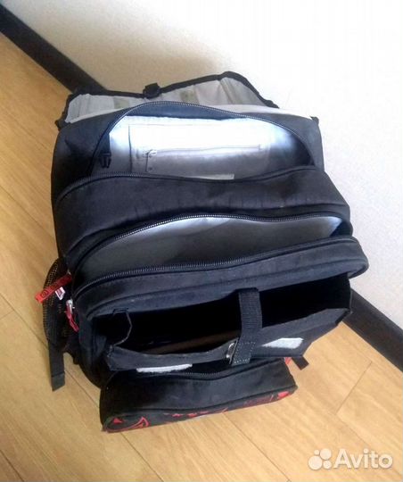 Рюкзак школьный для мальчика ортопедический