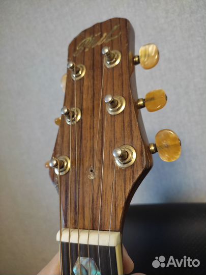 Японская акустическая гитара Phil