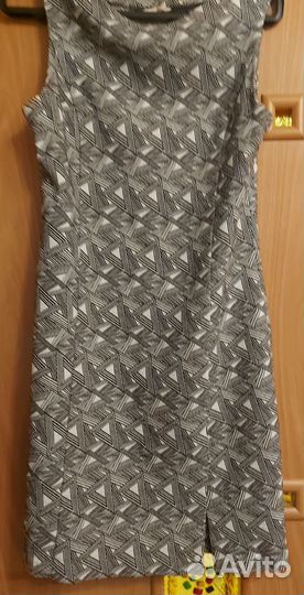 Платья футляр