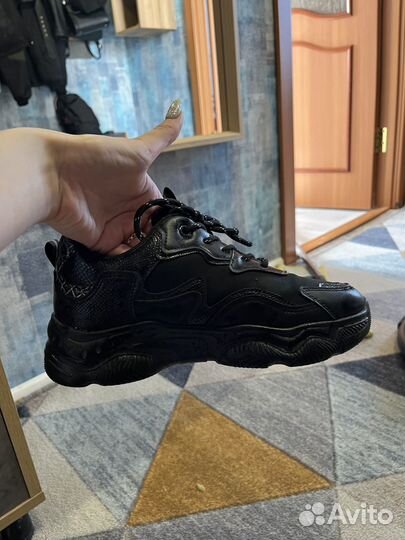 Обувь женская 39 размер