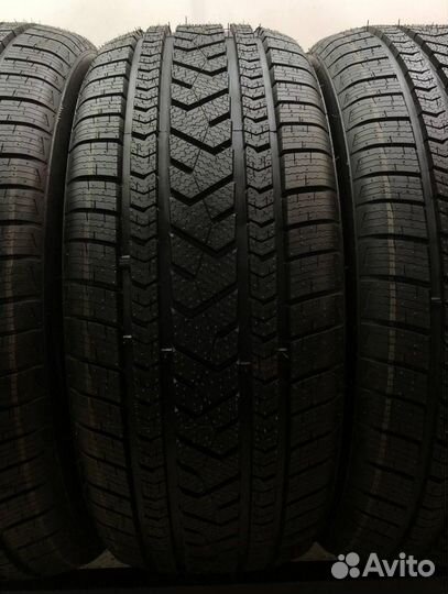 Tourador Winter Pro TSU1 275/45 R21 108P