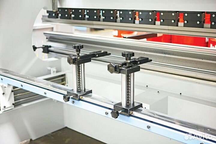 Гидравлические листогибочные прессы с чпу