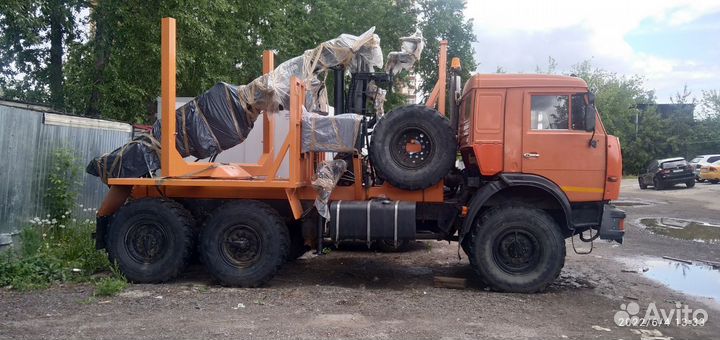 КамАЗ 44108-010-10 с КМУ, 2009