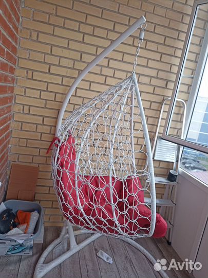 Садовая качеля кокон