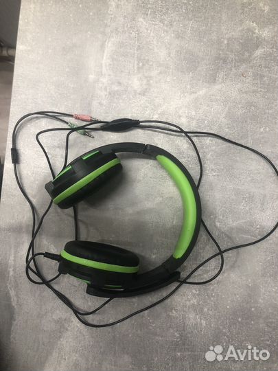 Кимпьютерные наушники Defender Warhead G-300 б/у