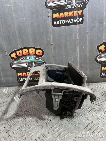 Подстаканник передний Mazda 6, I (GG) 2004