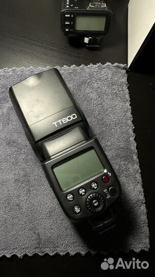 Вспышка камеры Godox TT600