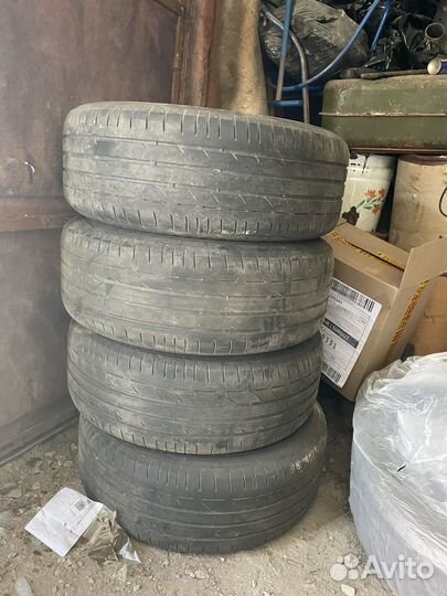 Bridgestone Potenza S001 225/55 R17