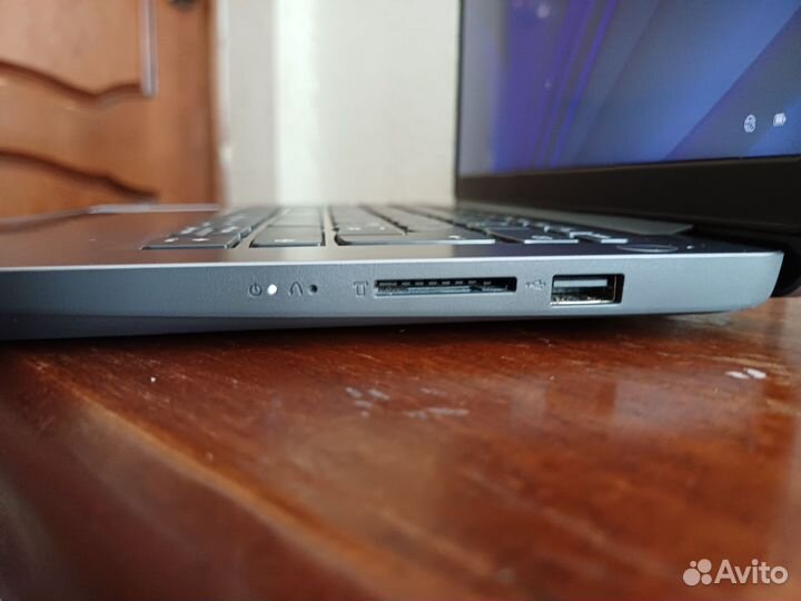 Ноутбук Lenovo IdeaPad3