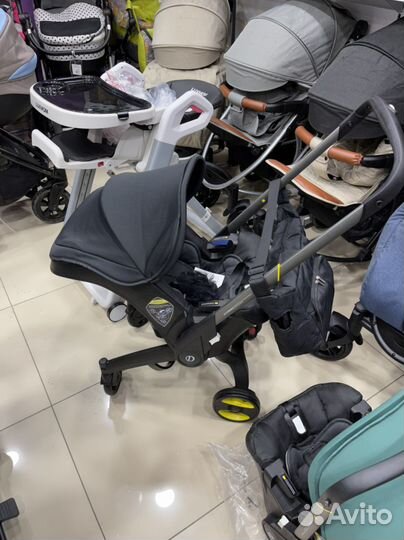 Коляска с автолюлькой 4 в 1