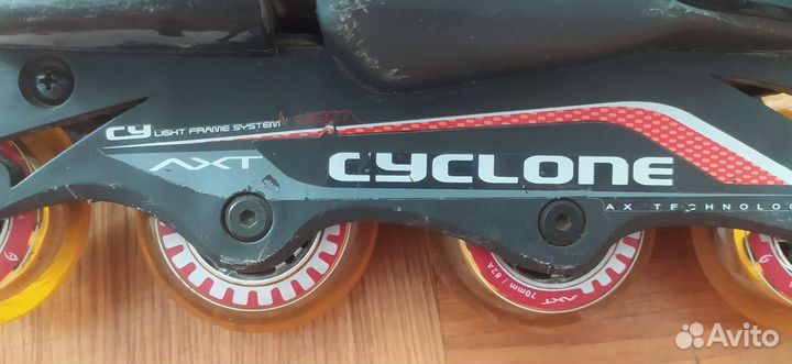 Роликовые коньки cyclone