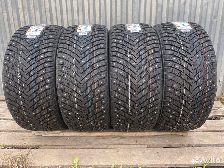 Arivo Ice Claw ARW8 275/40 R21 107T