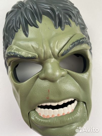 Маски халк и человек паук