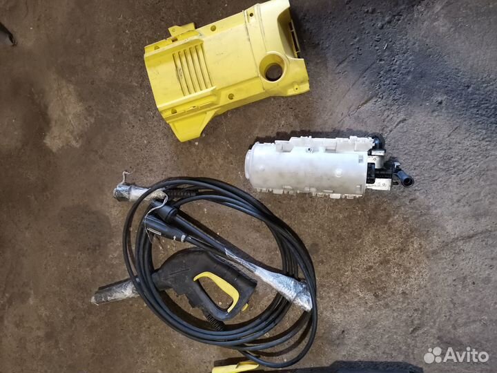 Мойка высокого давления Karcher K 3 (1.676-000.0)