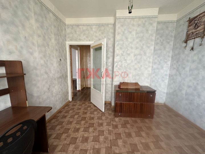 4-к. квартира, 83 м², 7/10 эт.