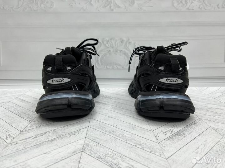 Кроссовки balenciaga track