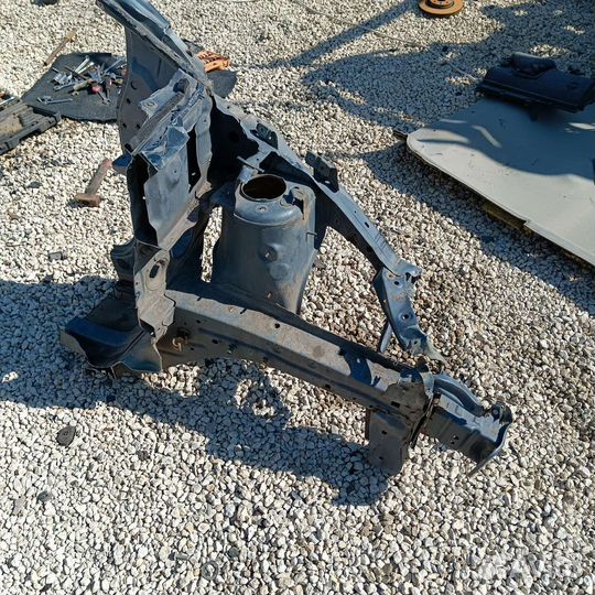 Лонжерон передний левый Nissan Note E11