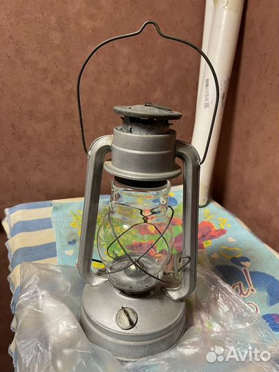 Лампа: летучая мышь