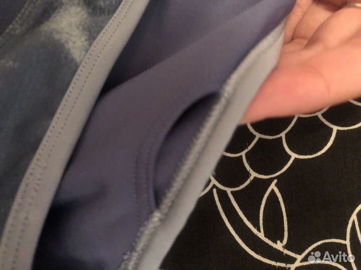 Спортивный топ reebok