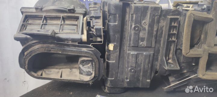 Корпус отопителя Nissan Primera P11