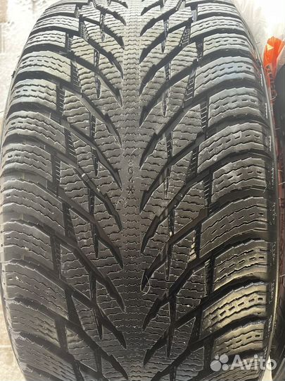 Nokian Tyres Hakkapeliitta R3 245/45 R18 100T