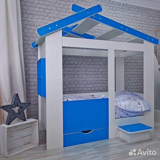 Детская кровать с крышей