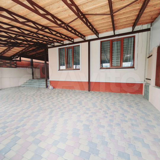 Дом 128 м² на участке 2 сот.