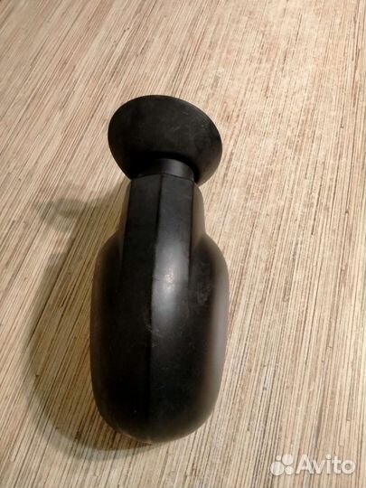 Продам правое зеркало на Рено Логан