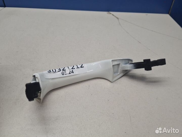 Ручка двери наружная правая Mercedes GLK-klasse X204 2008-2015