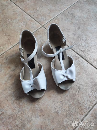 Туфли для бальных танцев