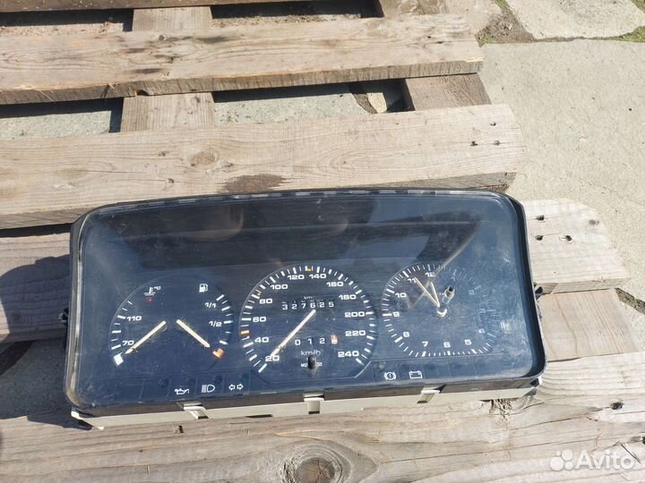 Панель приборов volkswagen passat b3 1.8 PF