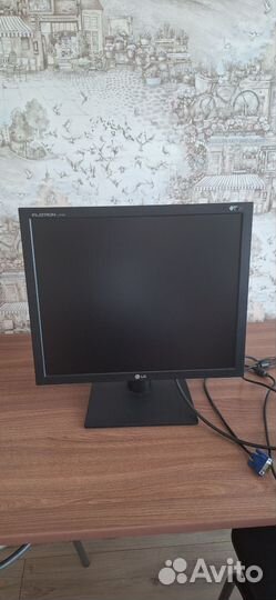 Монитор LG flatron L1919s