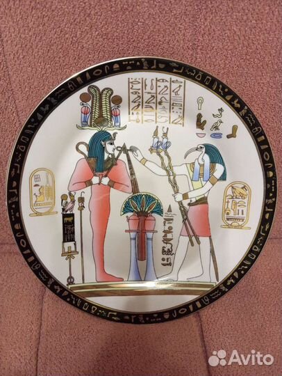 Тарелка декоративная на стену, египетский фарфор