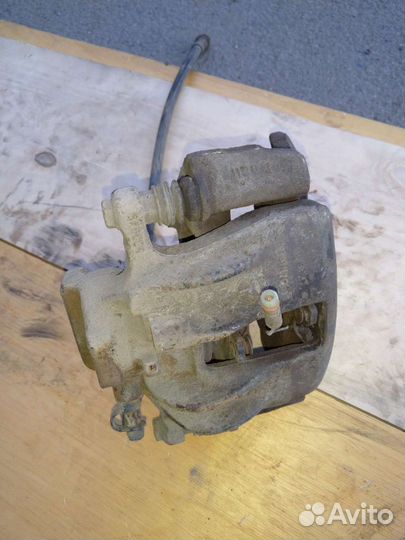 Суппорт Мерседес w202