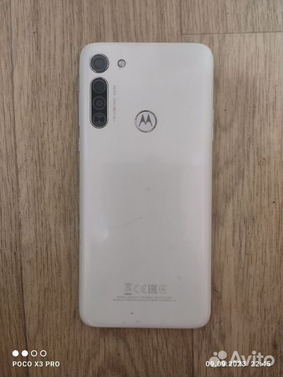 Motorola g8
