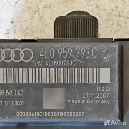 Блок управления двери Audi Q7