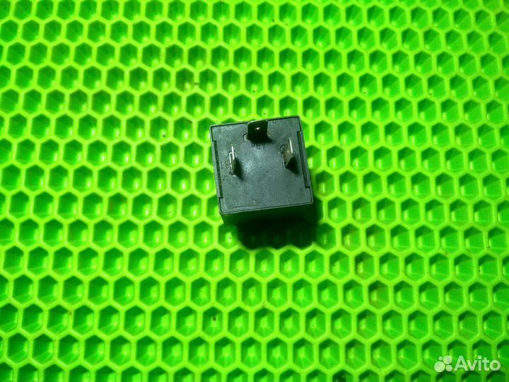 Реле поворотов 21 Audi VW