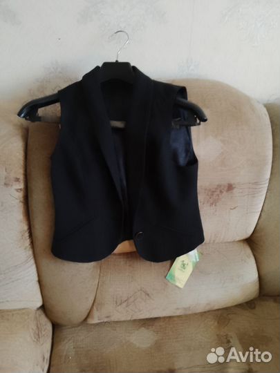 Школьная жилетка и брюки