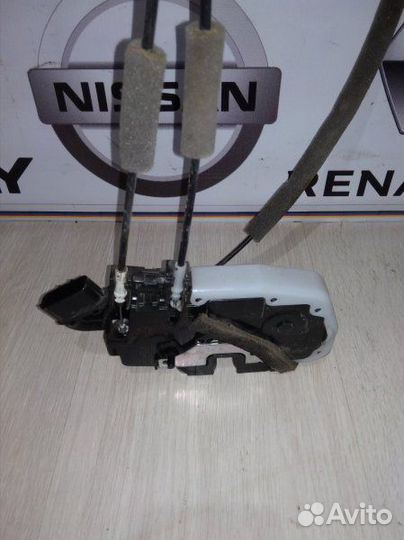 Замок задней двери nissan almera G15 Прав