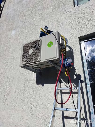 Установка сплит систем, закладка трассы на ремонте