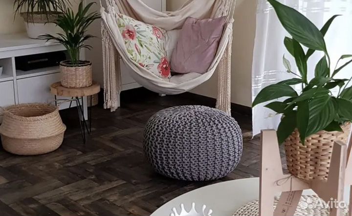 Пуф вязанный