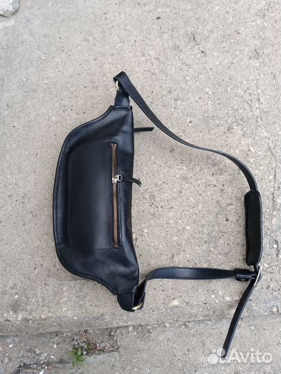 Поясная сумка бананка черная