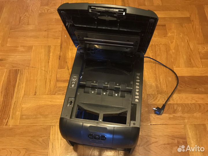 Уничтожитель бумаги Rexel 130M