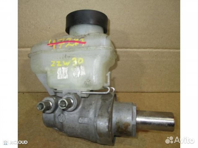 Главный тормозной цилиндр на toyota MR-S ZZW30 1ZZ