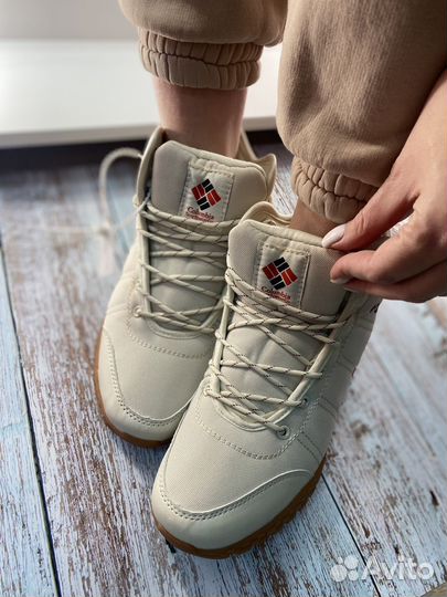 Кроссовки дутики Columbia