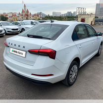 Skoda Rapid 1.6 AT, 2020, 98 000 км, с пробегом, цена 1 635 000 руб.