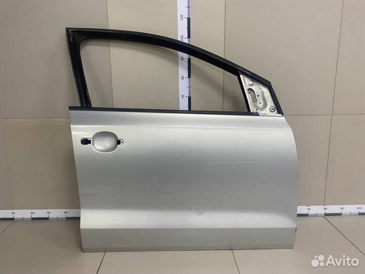 Дверь передняя правая Volkswagen Polo