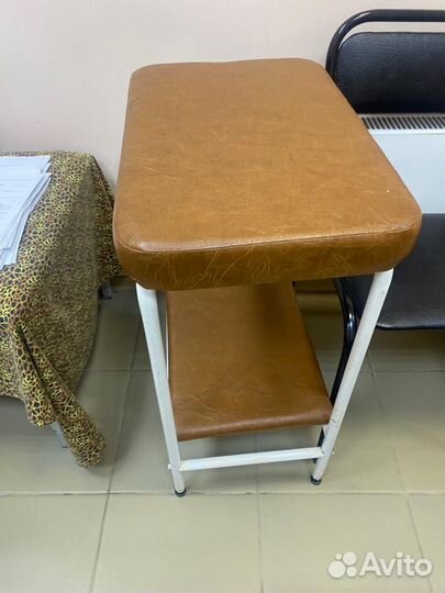 Медицинская тумба